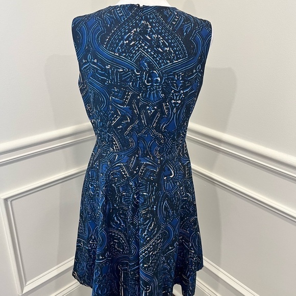 Nanette Lepore Women's Dress Sz 6 Blue Black Sleeveless Lined Fit & Flare Silk - Picture 3 of 10